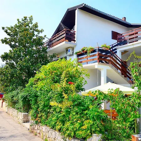 Apartment Ana